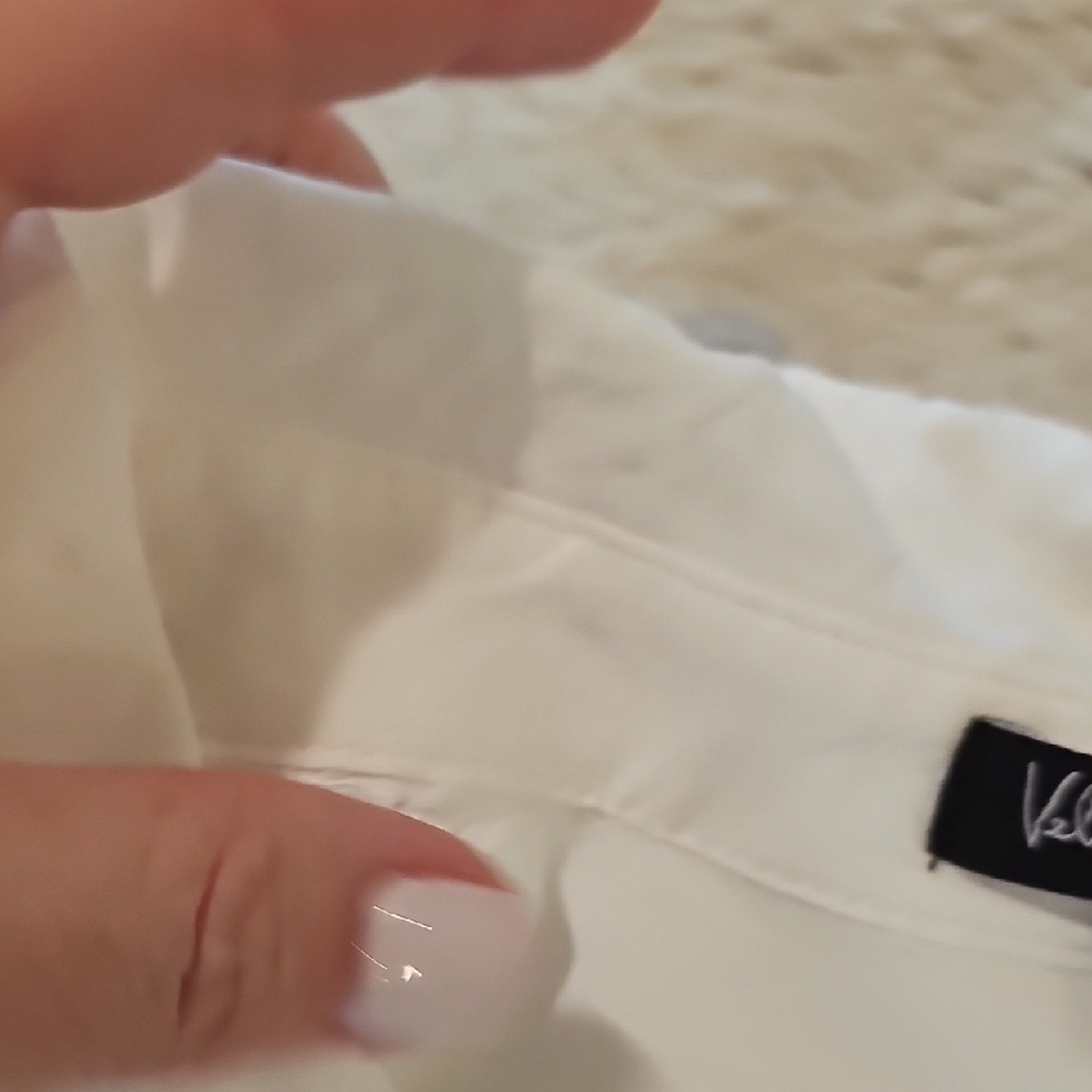 White Button-Up Blouse - Picture 9 of 10